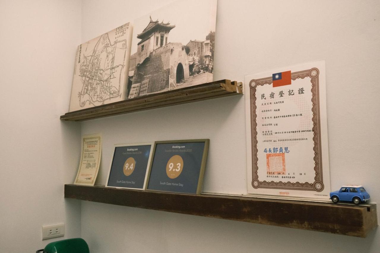 South Gate Home Stay Tainan Eksteriør bilde
