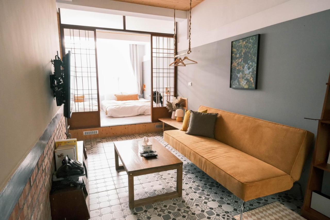 South Gate Home Stay Tainan Eksteriør bilde