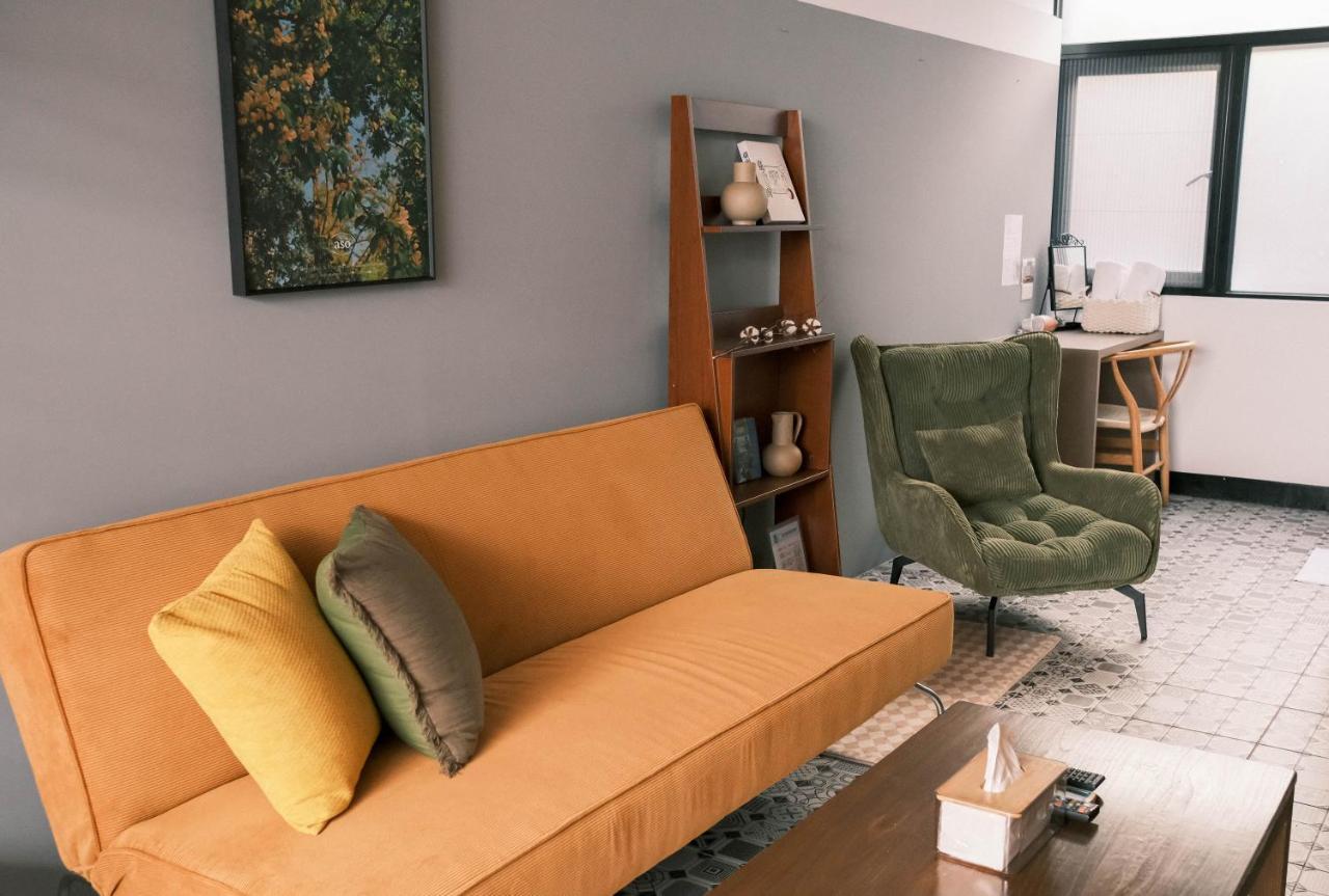 South Gate Home Stay Tainan Eksteriør bilde